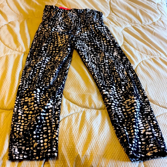 Super cute Champion workout legging - Picture 1 of 4